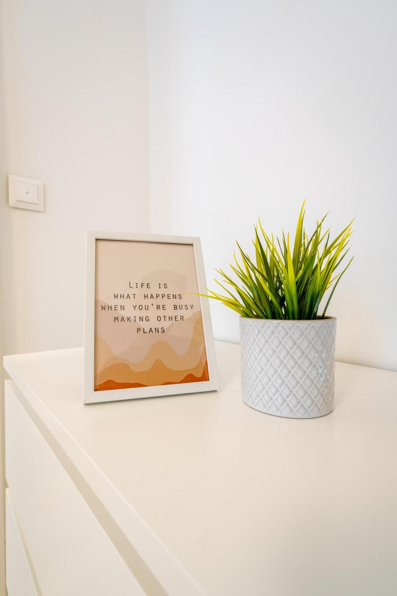 Wave - 3 Bedroom Apt In Center 부다페스트 외부 사진